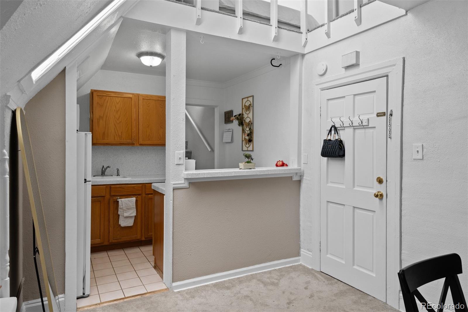 MLS Image #10 for 1136 n logan street,denver, Colorado