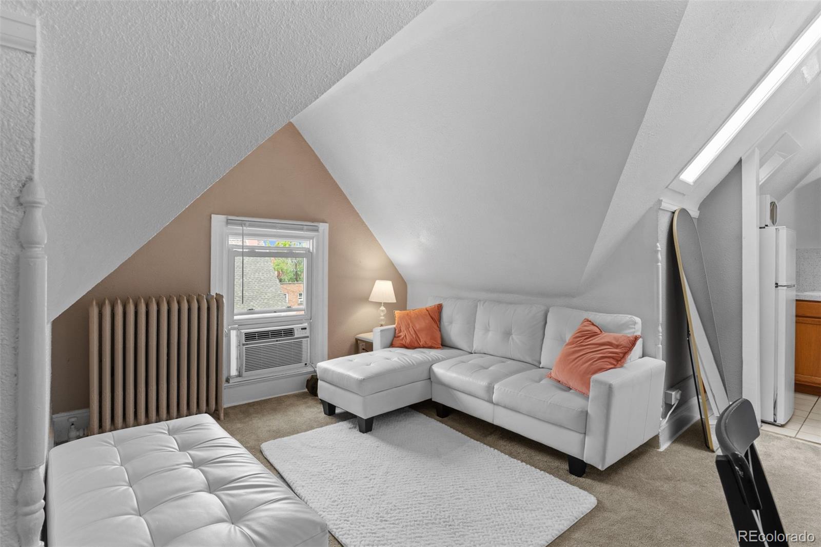 MLS Image #5 for 1136 n logan street,denver, Colorado