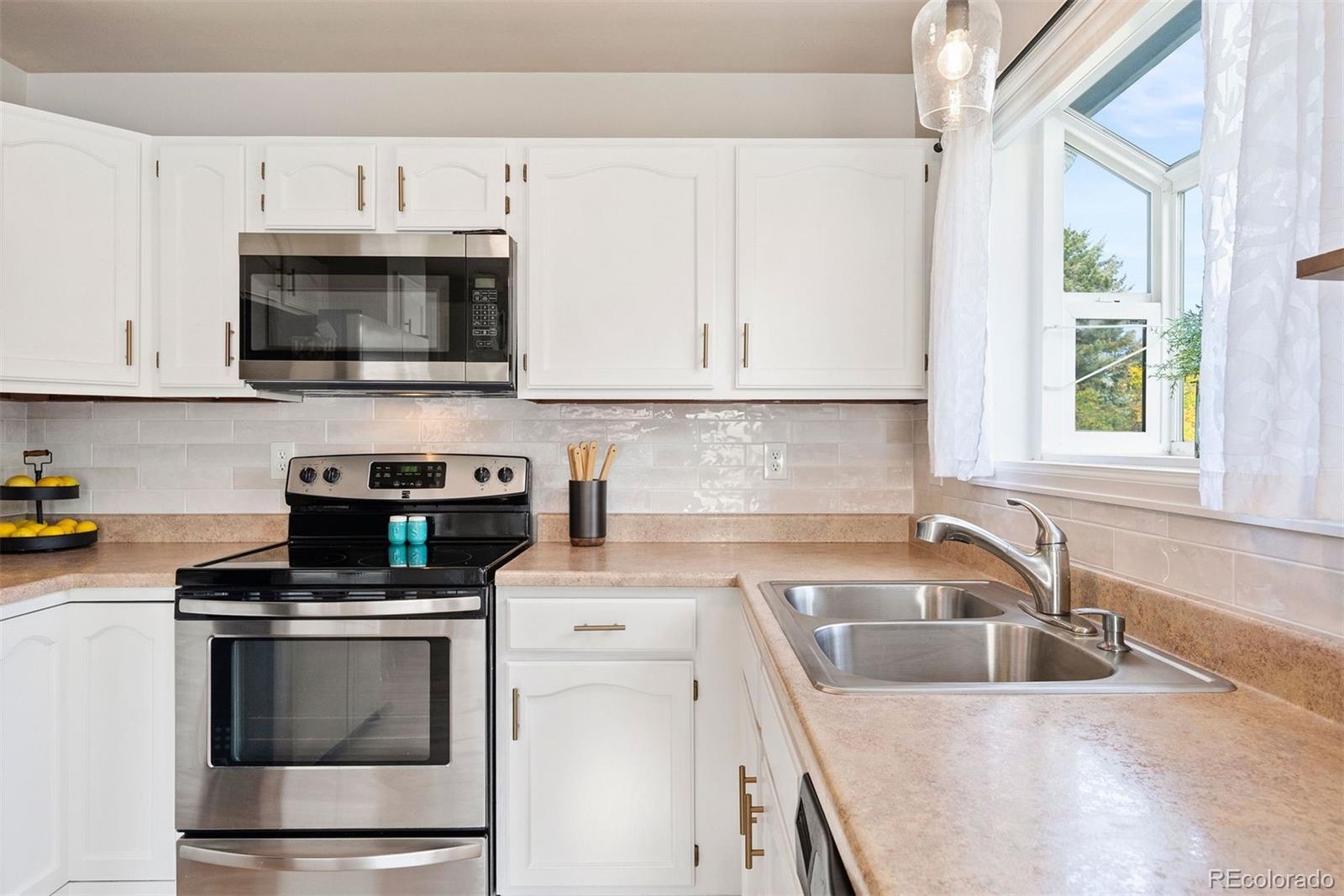 MLS Image #16 for 7  shetland court,highlands ranch, Colorado