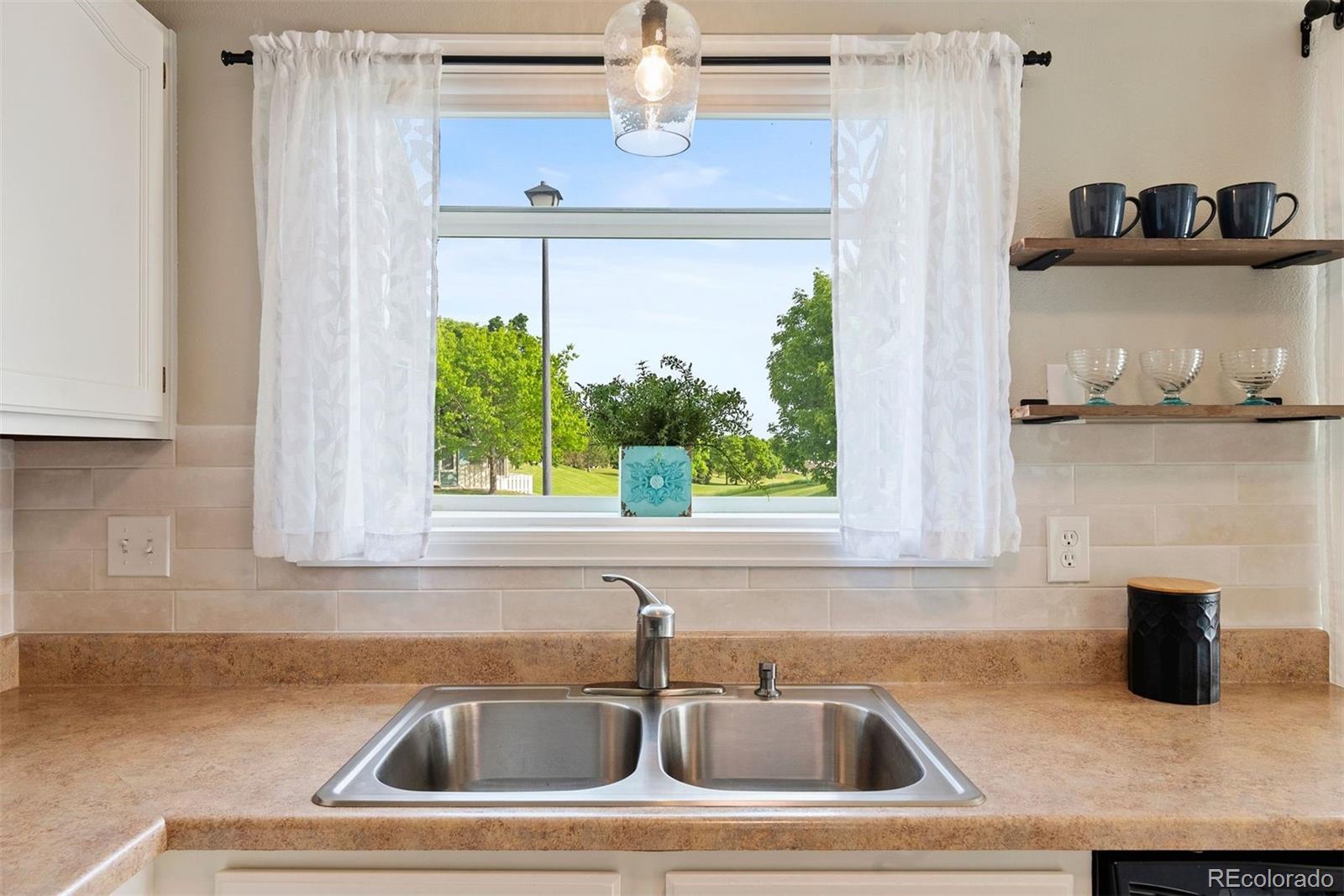 MLS Image #17 for 7  shetland court,highlands ranch, Colorado