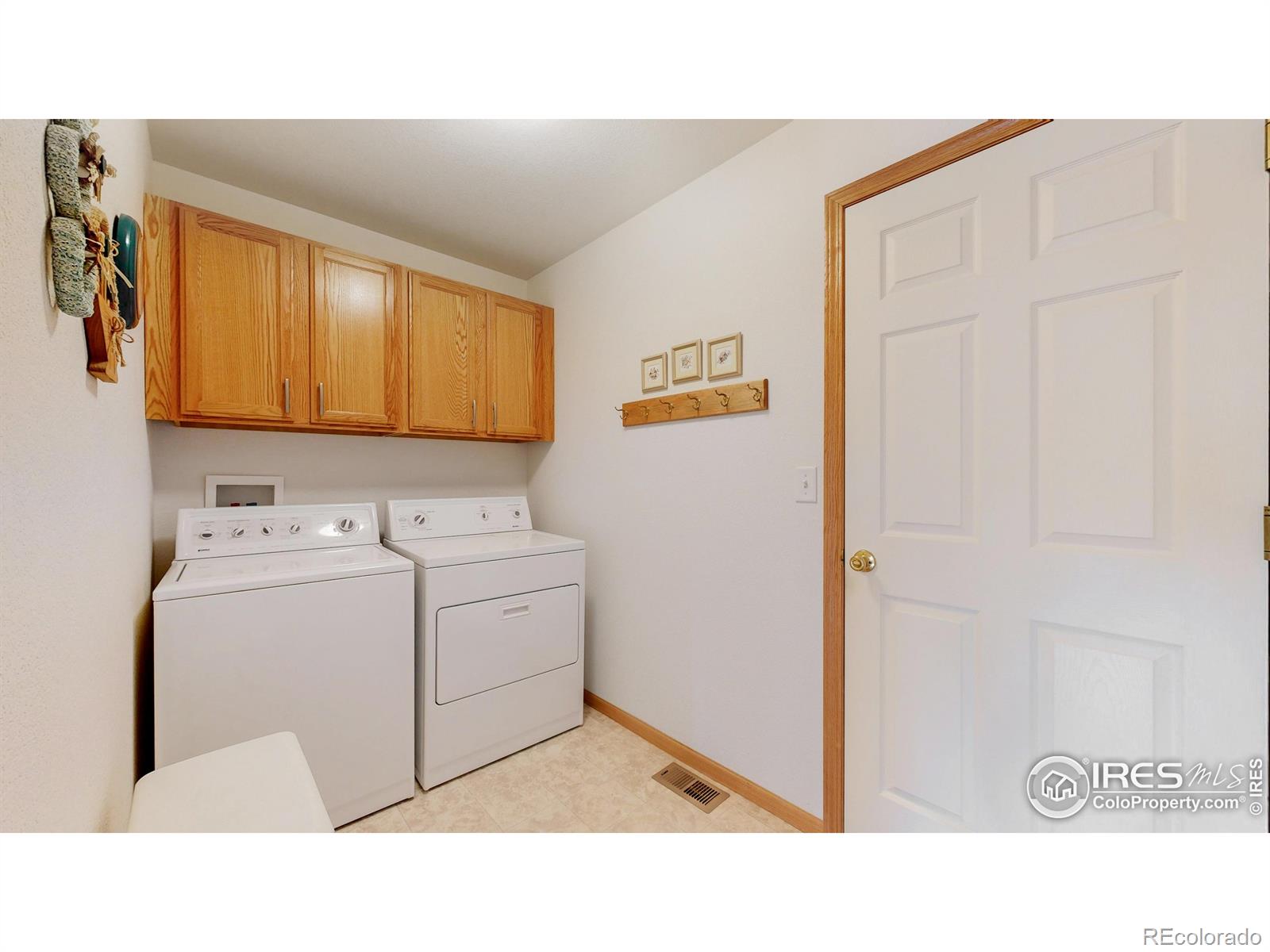 MLS Image #22 for 3244  mammoth circle,wellington, Colorado