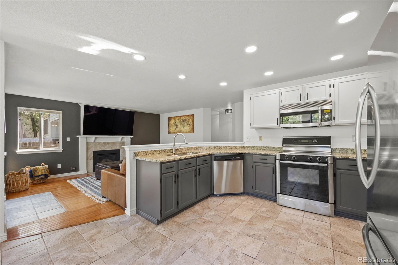 MLS Image #3 for 1716 w sunset street,longmont, Colorado