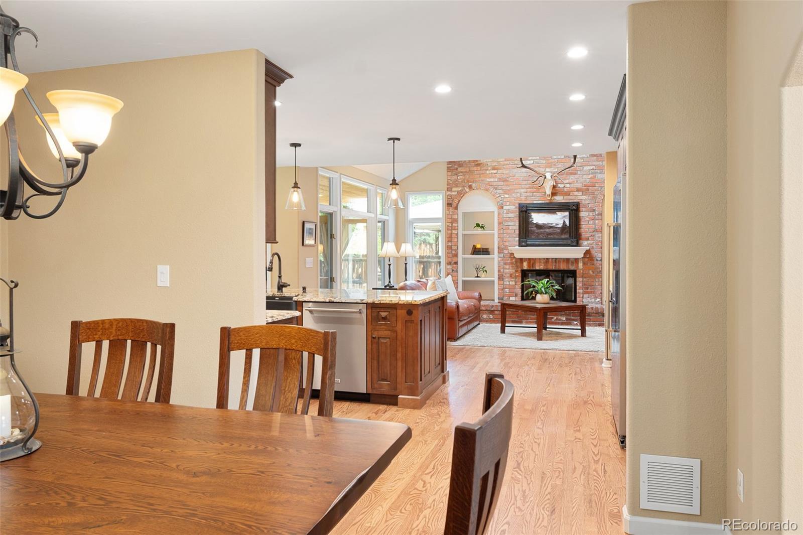 MLS Image #13 for 930 w dry creek road,littleton, Colorado