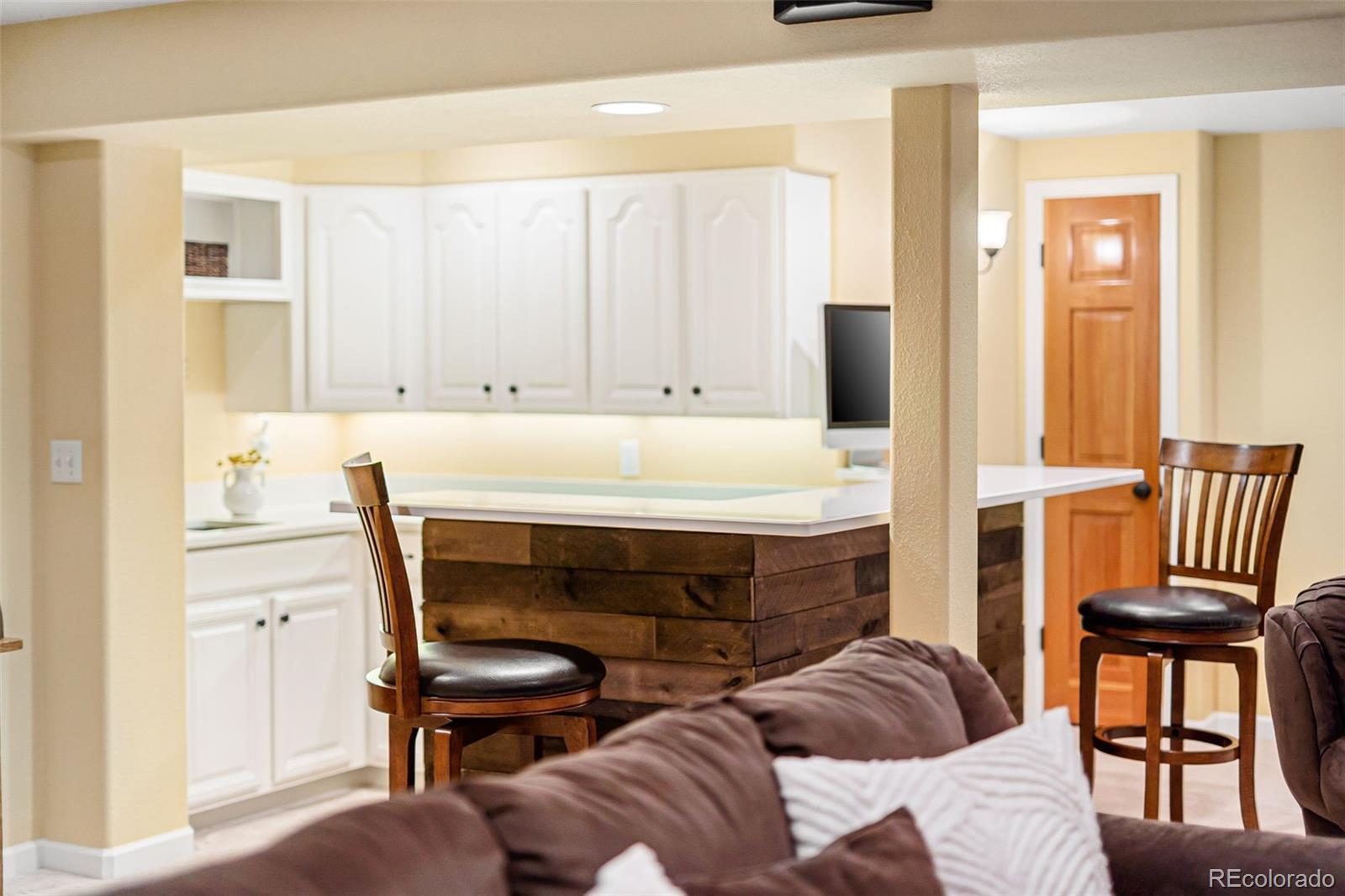 MLS Image #31 for 930 w dry creek road,littleton, Colorado
