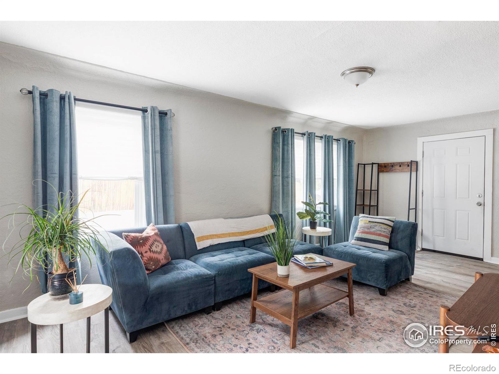 MLS Image #5 for 2565  pierce street,lakewood, Colorado