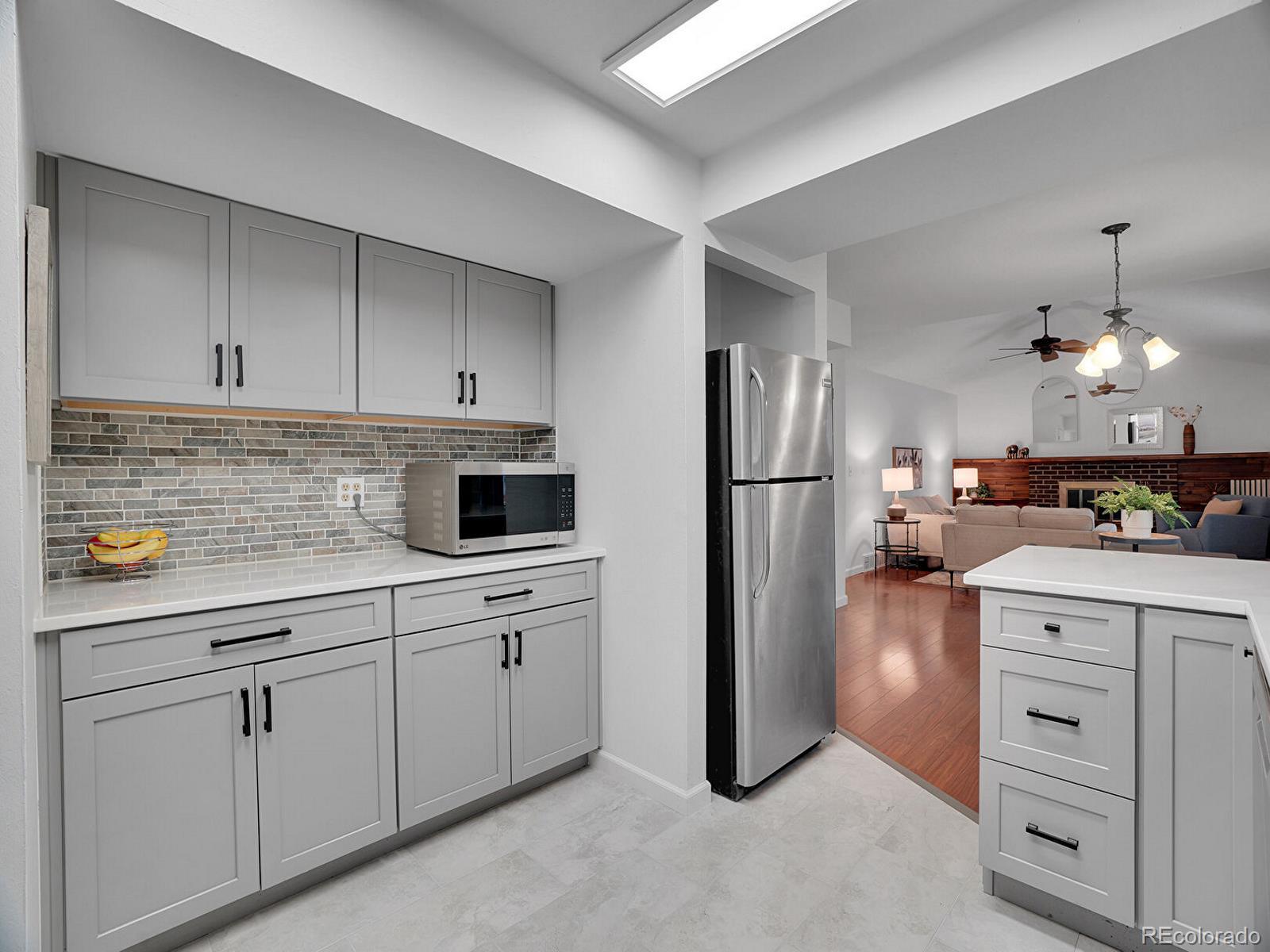 MLS Image #14 for 4670 e euclid circle,centennial, Colorado