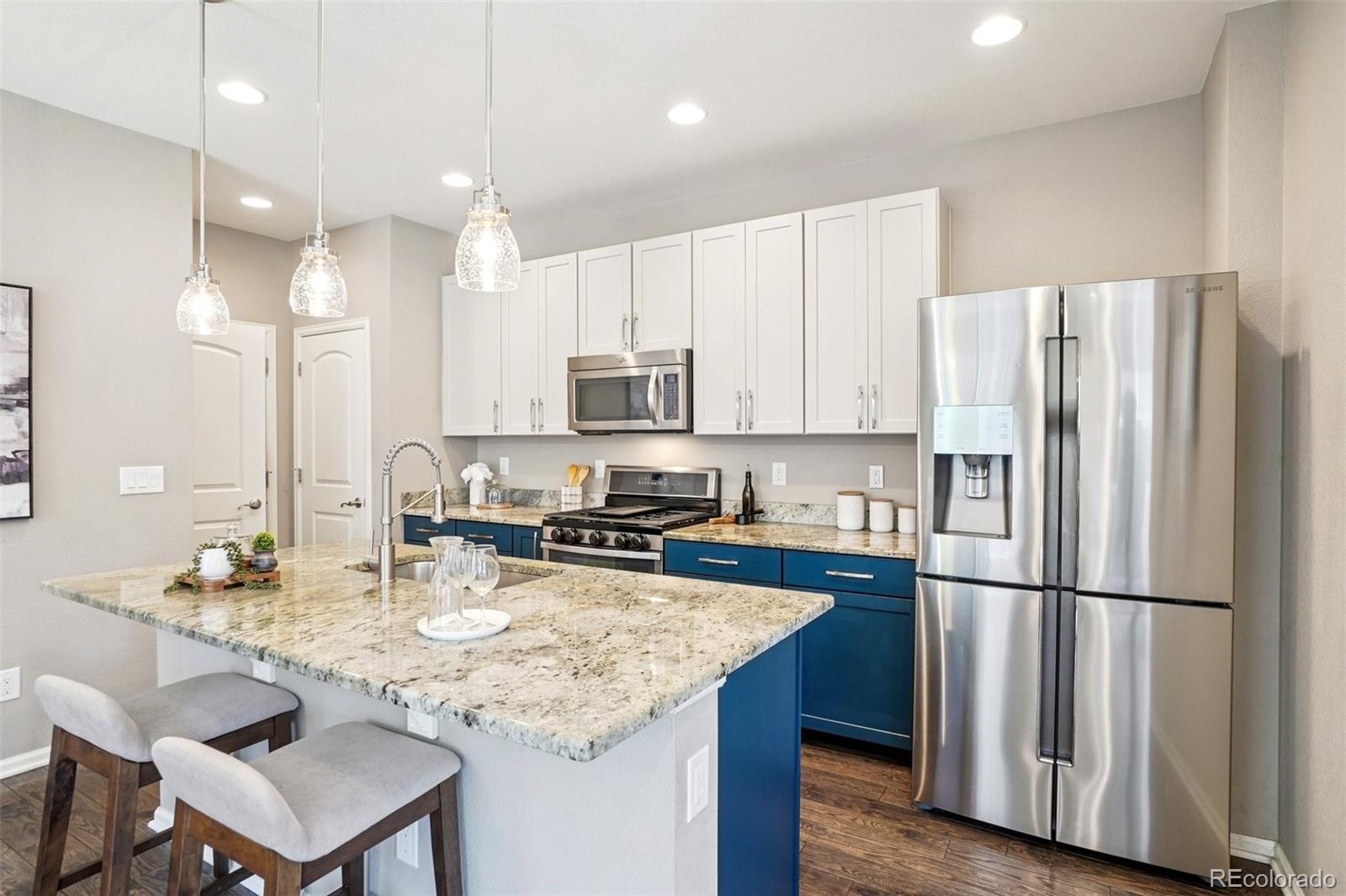 MLS Image #15 for 1557 s dallas circle,denver, Colorado