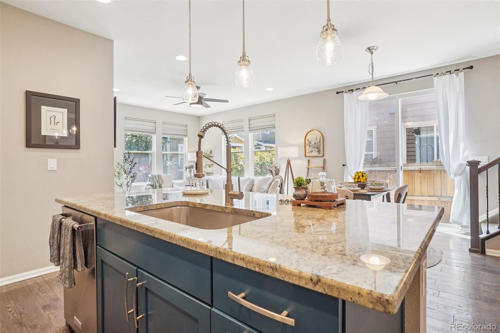 MLS Image #17 for 1557 s dallas circle,denver, Colorado