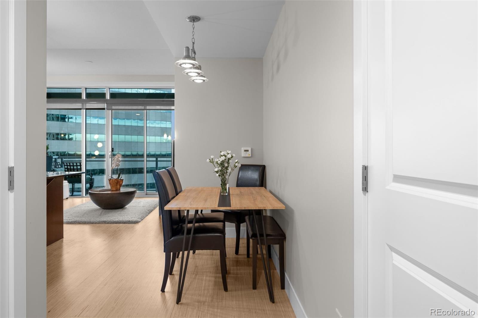 MLS Image #13 for 2001  lincoln street,denver, Colorado