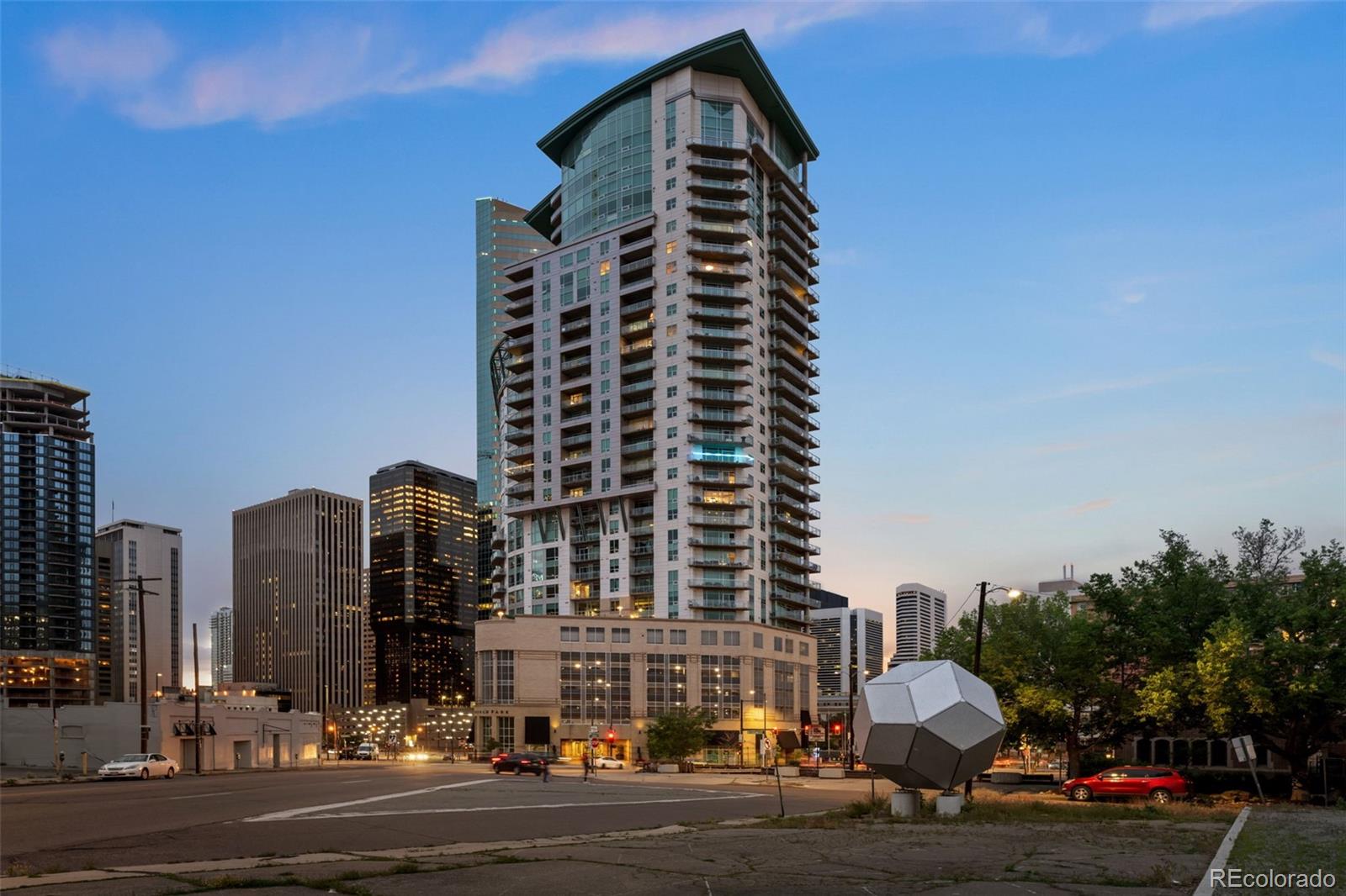 MLS Image #24 for 2001  lincoln street,denver, Colorado