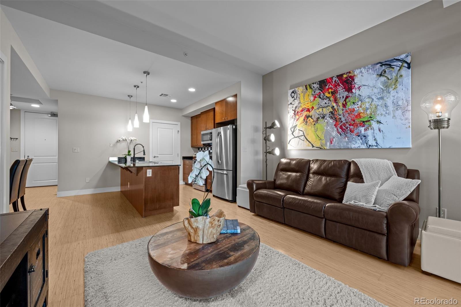MLS Image #7 for 2001  lincoln street,denver, Colorado