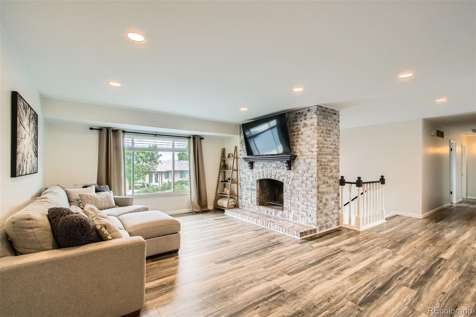 MLS Image #5 for 2176 s welch circle,lakewood, Colorado