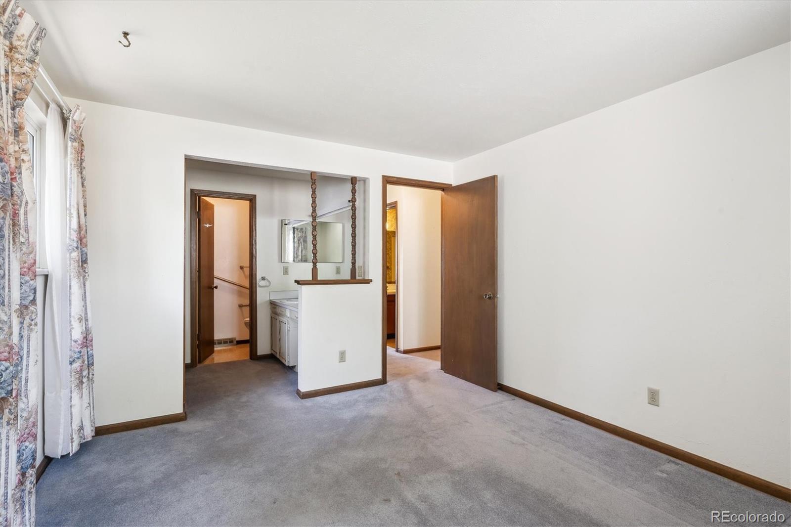 MLS Image #22 for 352 s peoria circle,aurora, Colorado