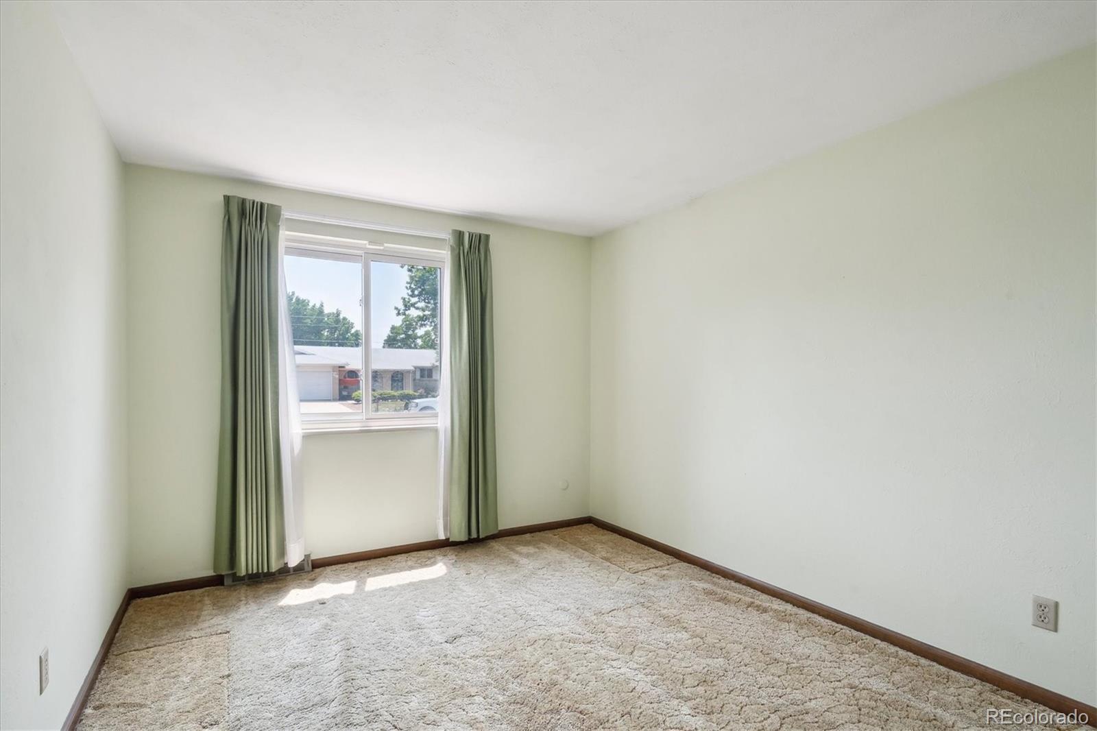 MLS Image #27 for 352 s peoria circle,aurora, Colorado