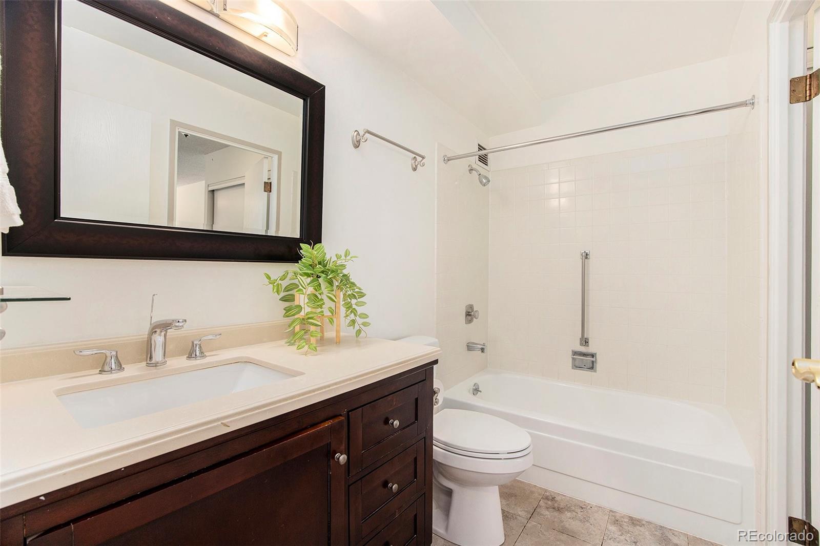 MLS Image #9 for 3144 s wheeling way,aurora, Colorado