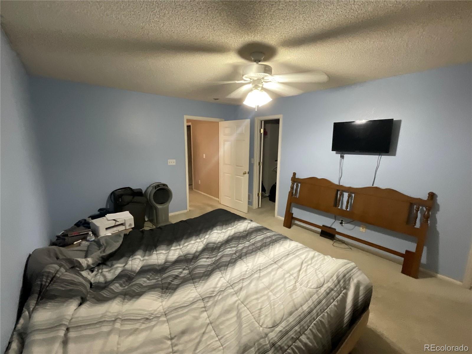 MLS Image #16 for 21300 e 42nd avenue,denver, Colorado