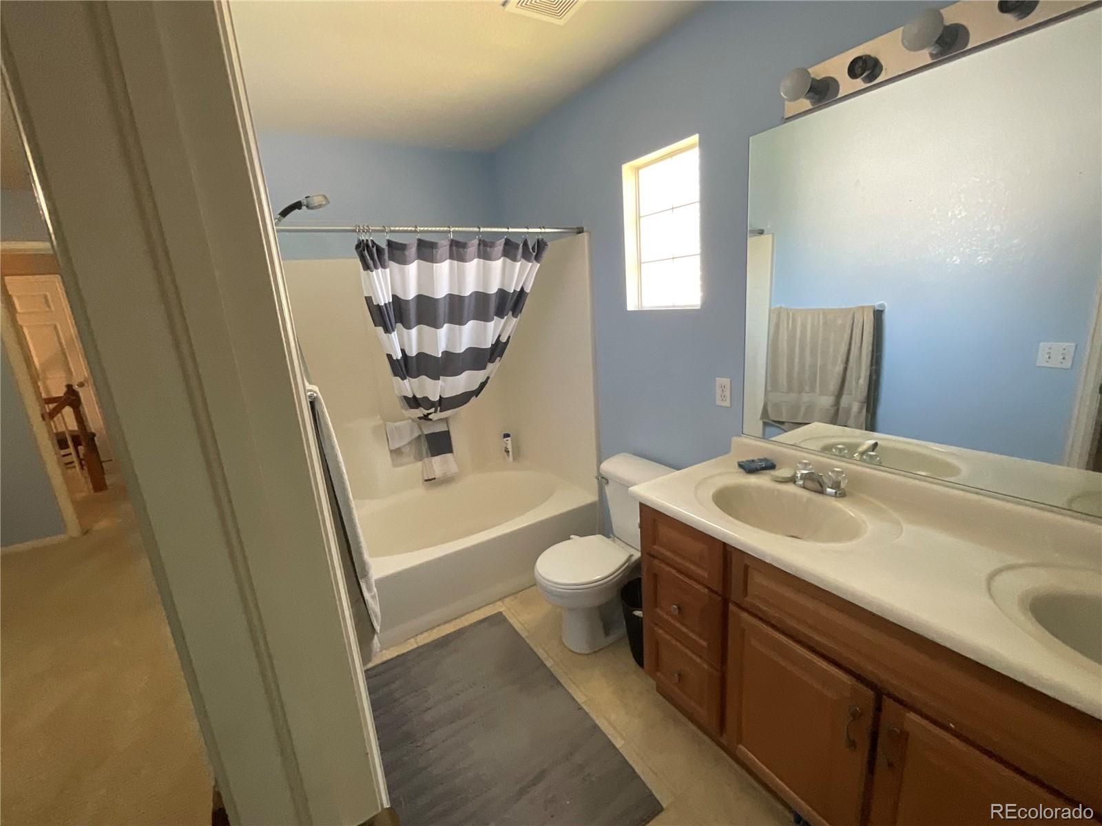 MLS Image #17 for 21300 e 42nd avenue,denver, Colorado
