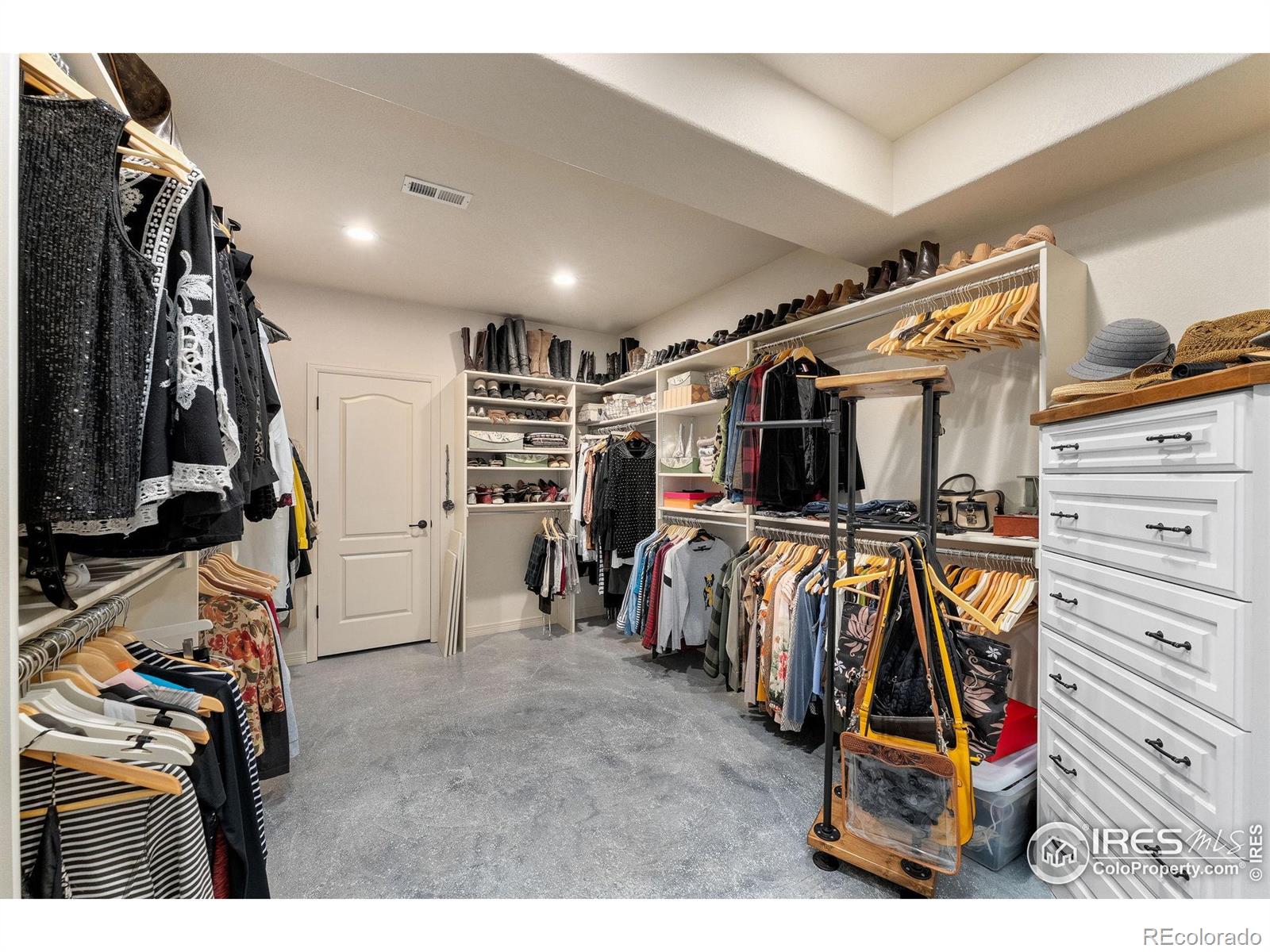 MLS Image #32 for 2038  vineyard drive,windsor, Colorado