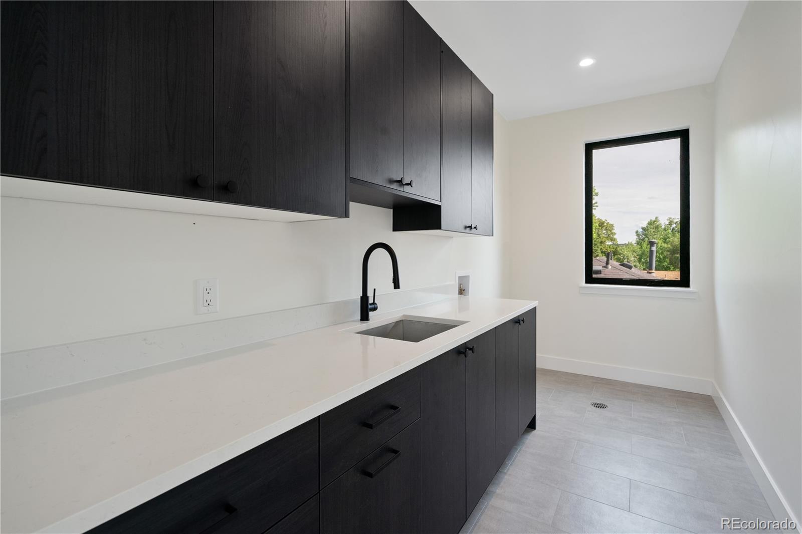 MLS Image #27 for 1601 s columbine street,denver, Colorado