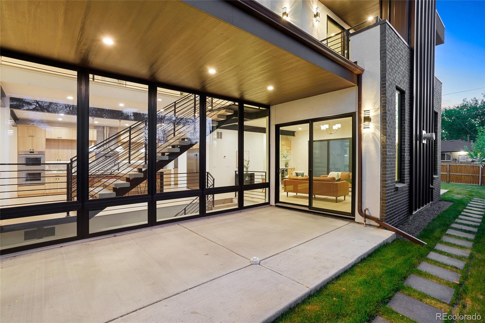 MLS Image #47 for 1601 s columbine street,denver, Colorado