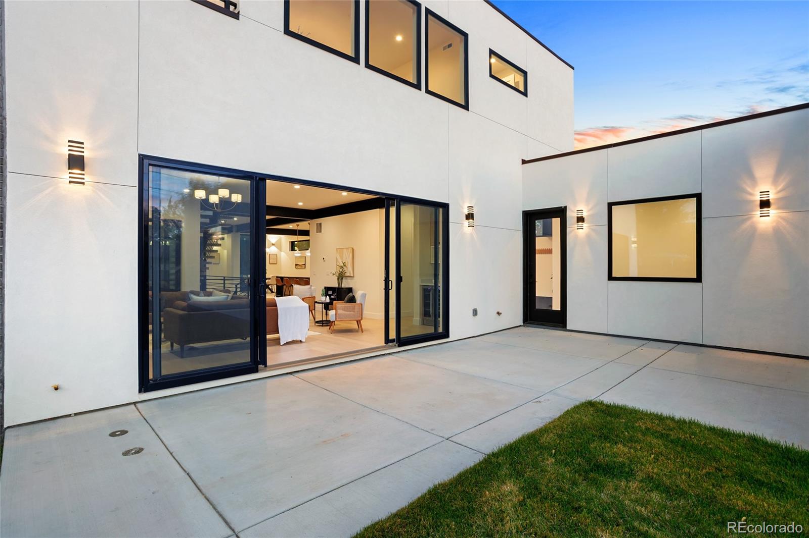 MLS Image #48 for 1601 s columbine street,denver, Colorado