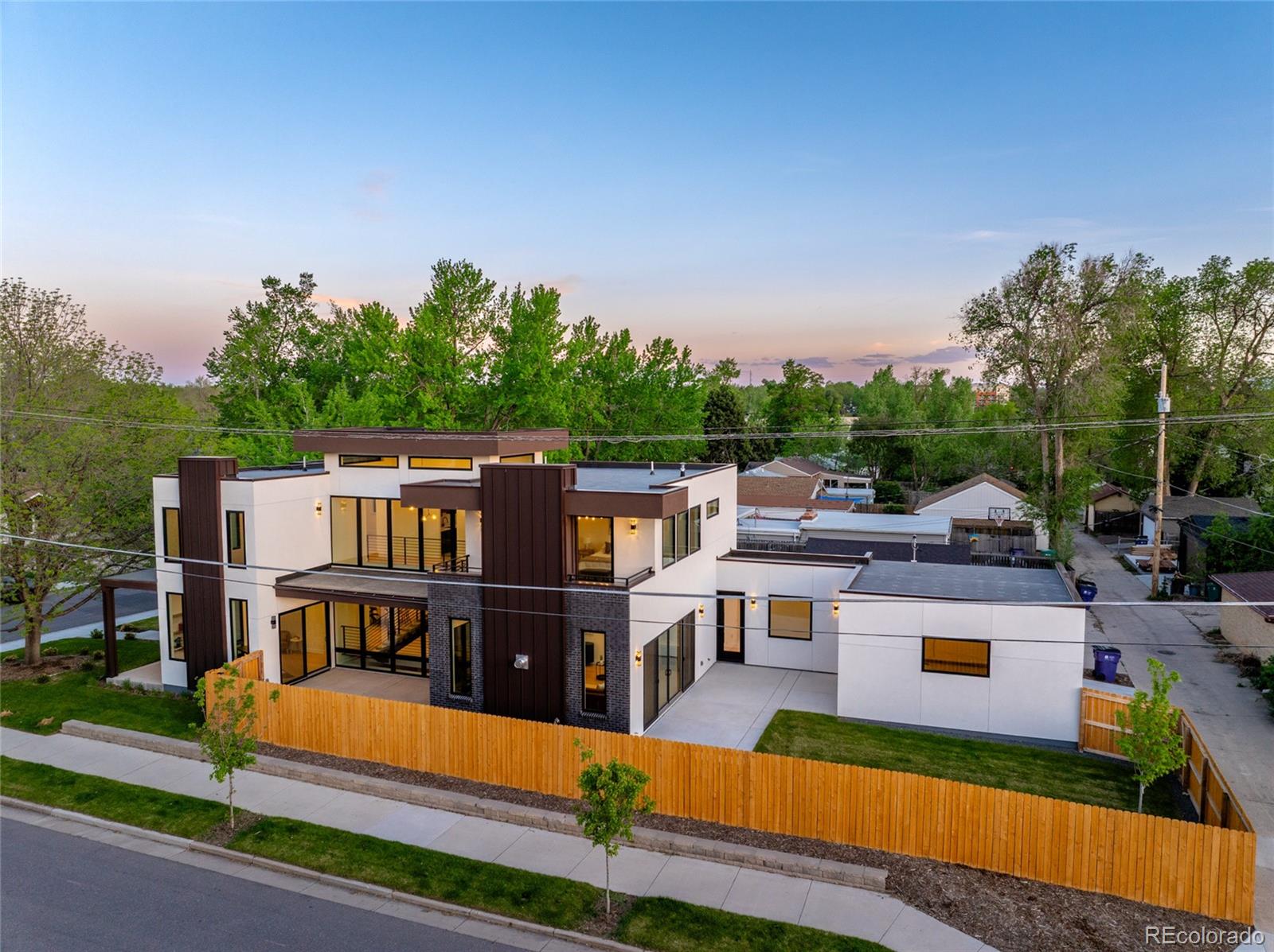 MLS Image #5 for 1601 s columbine street,denver, Colorado