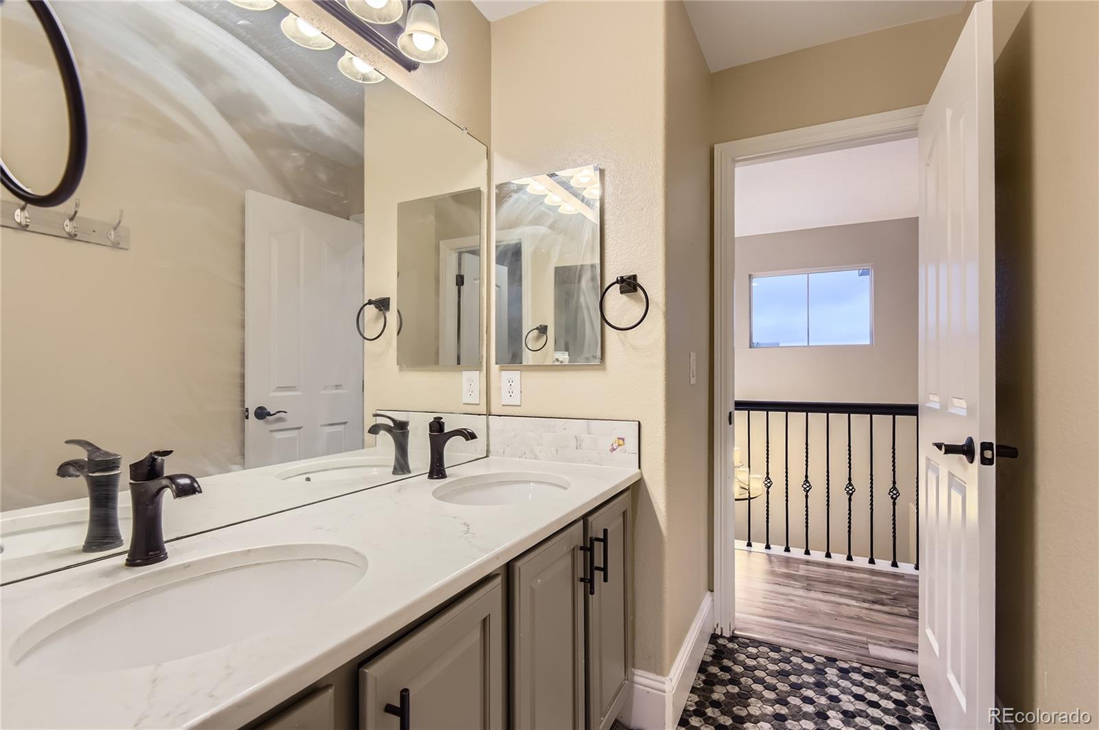 MLS Image #36 for 6401 s millbrook way,aurora, Colorado