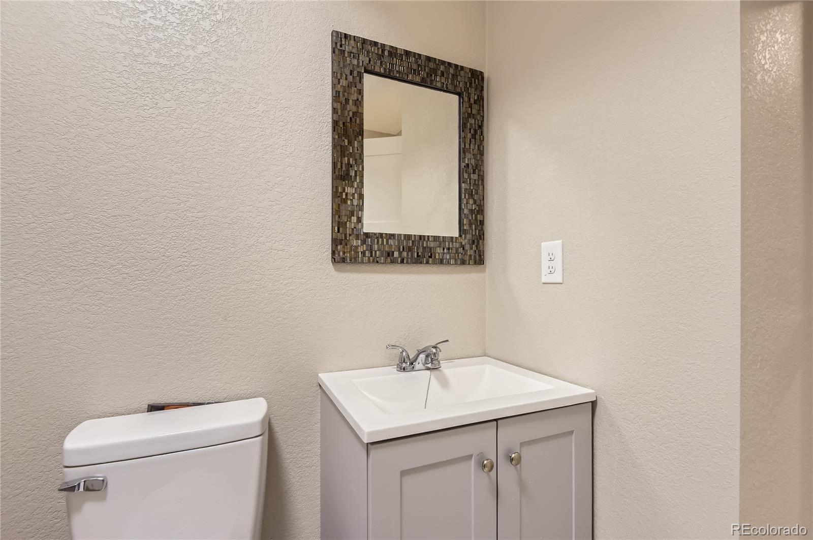 MLS Image #40 for 6401 s millbrook way,aurora, Colorado