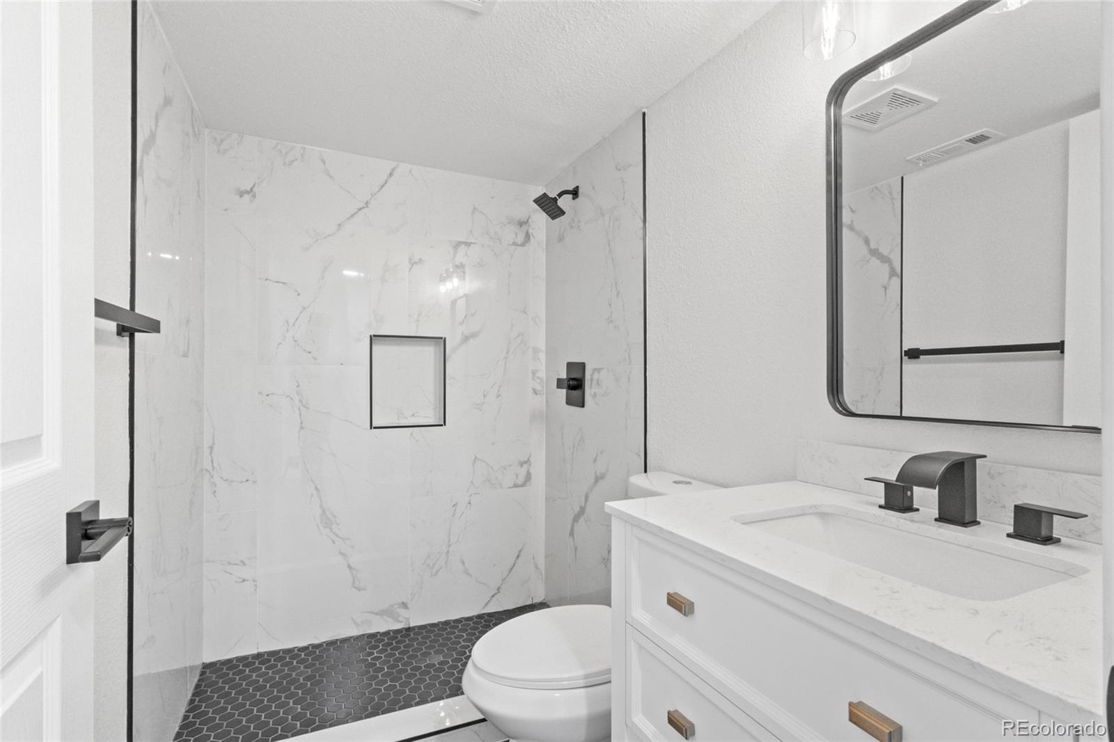 MLS Image #13 for 1238  rosemary street,denver, Colorado