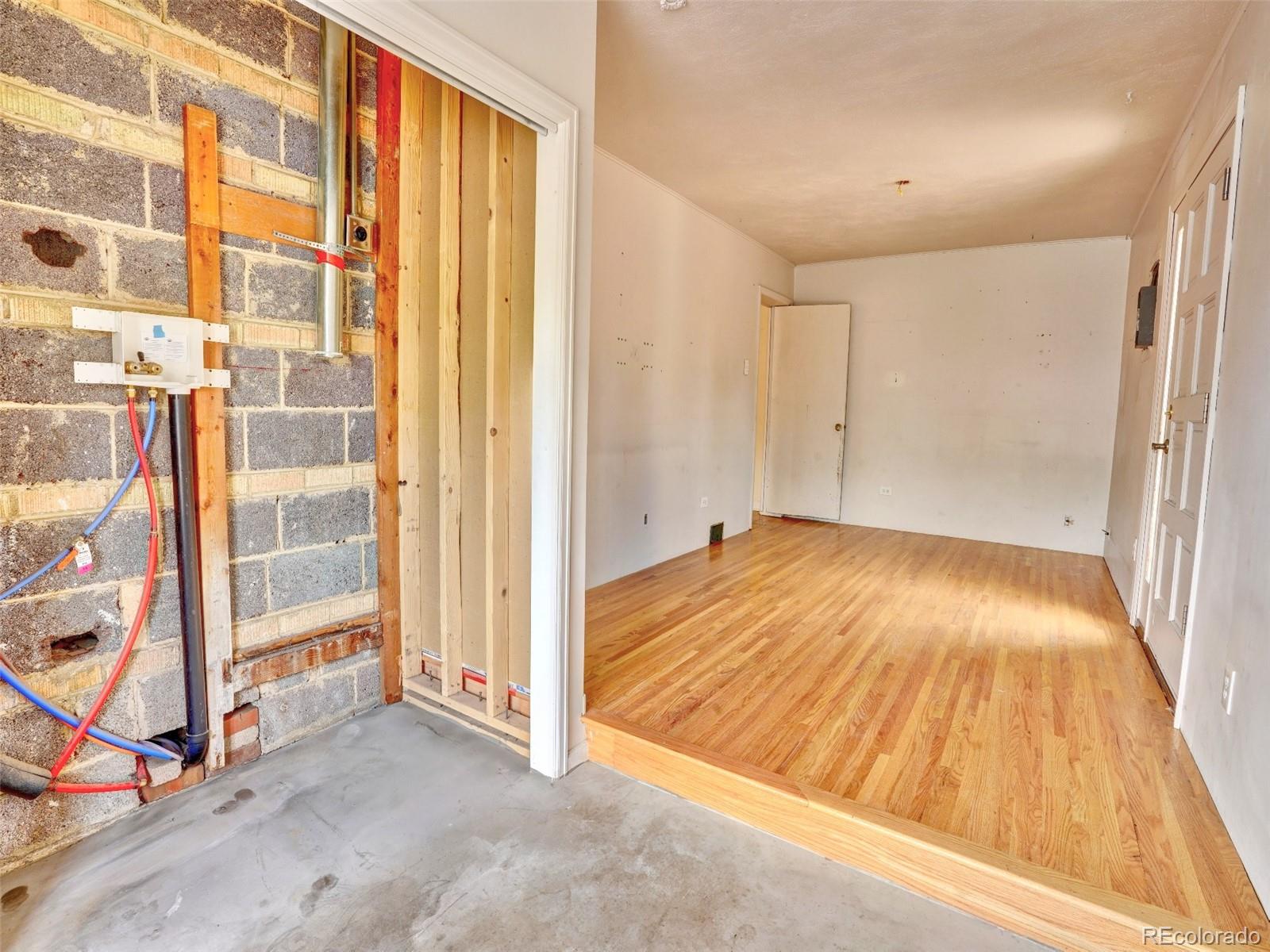 MLS Image #11 for 1600  xanthia street,denver, Colorado