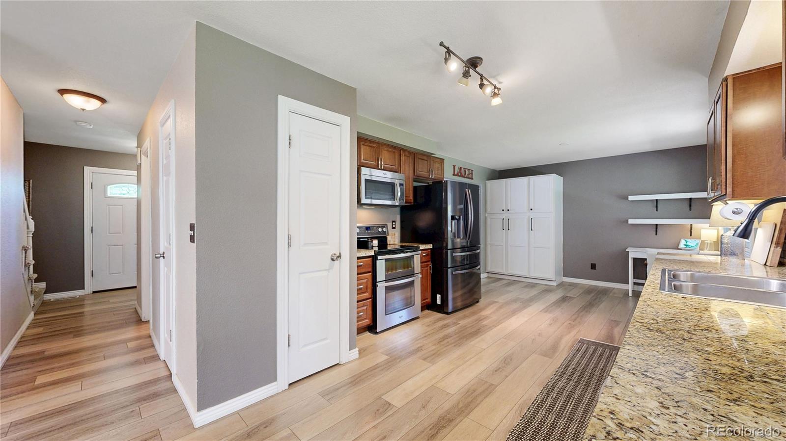 MLS Image #12 for 982 e 130th circle,thornton, Colorado