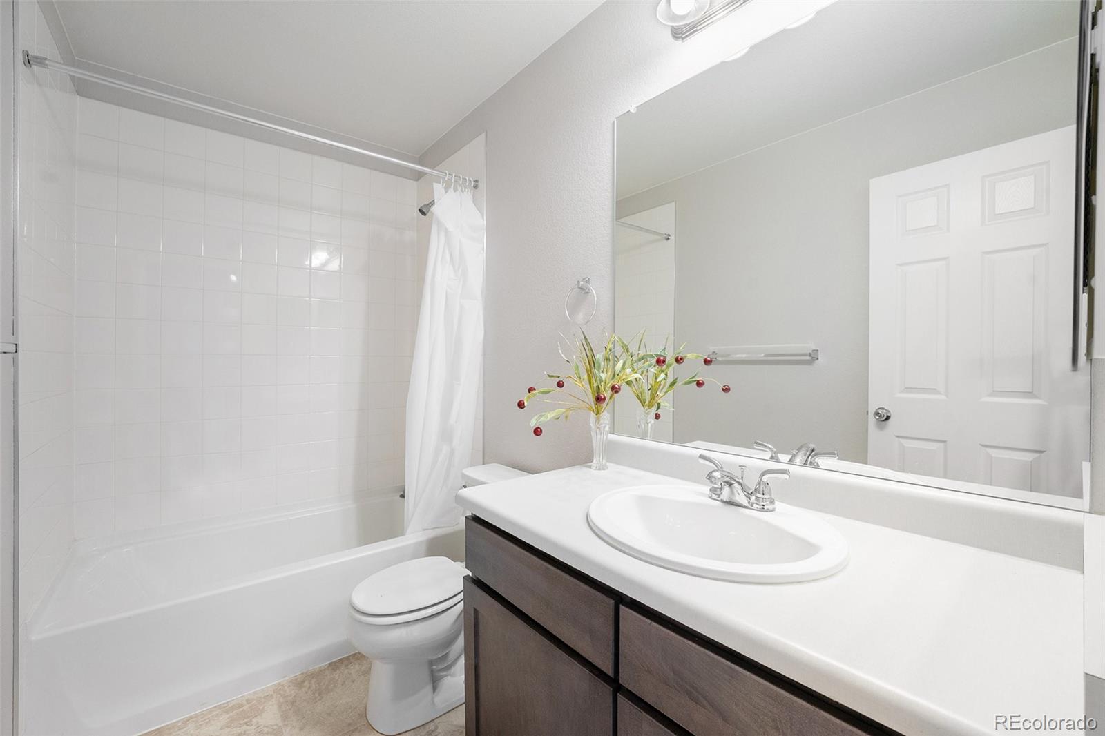 MLS Image #14 for 4760  kittredge street,denver, Colorado