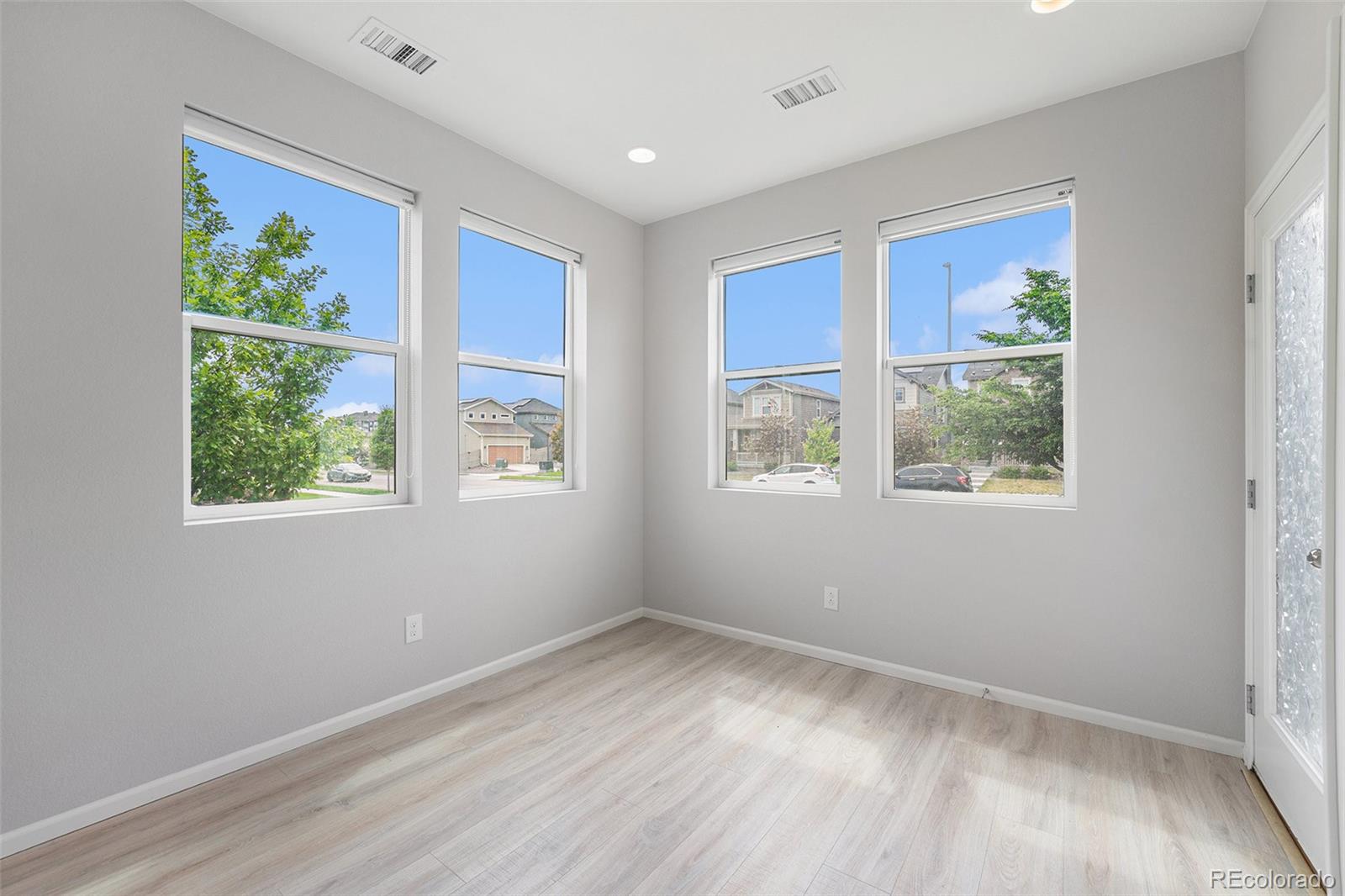 MLS Image #21 for 4760  kittredge street,denver, Colorado