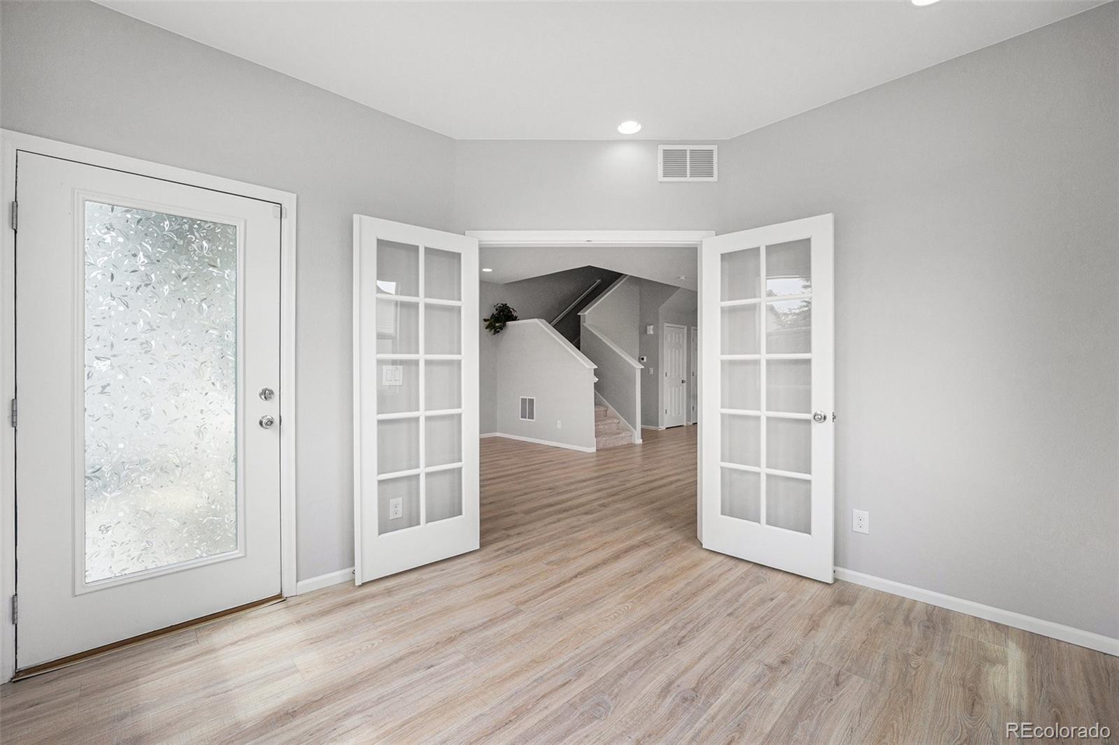MLS Image #8 for 4760  kittredge street,denver, Colorado
