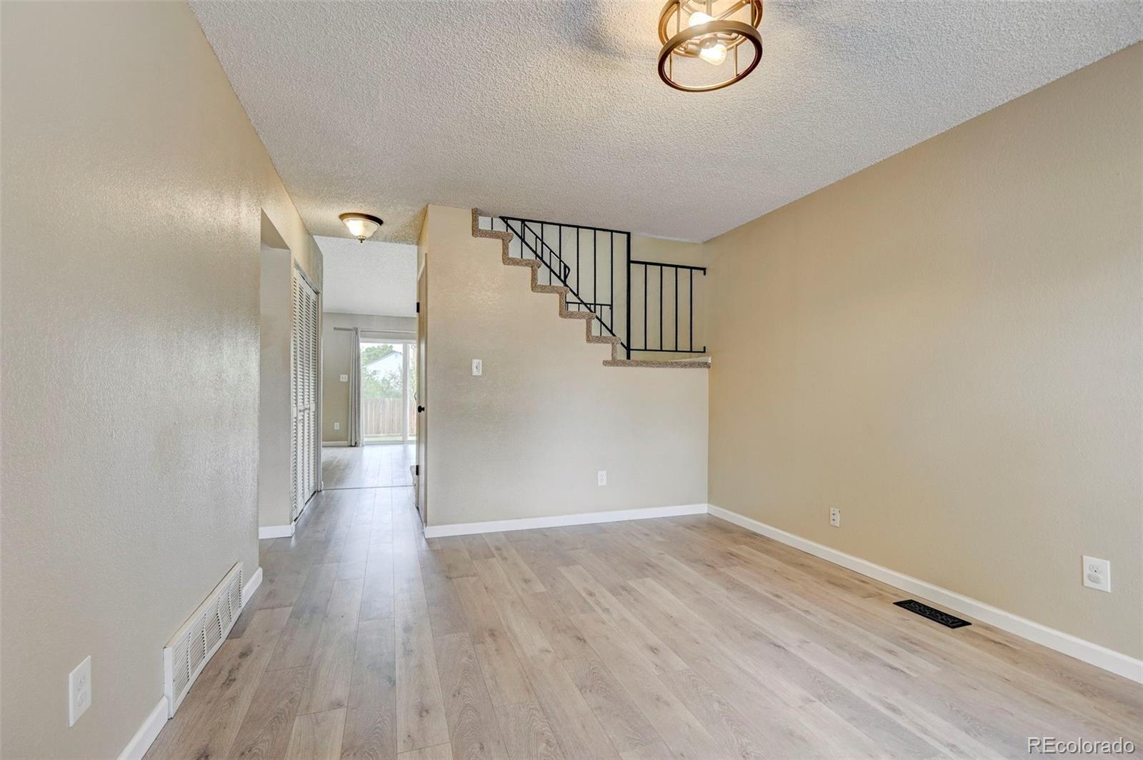 MLS Image #4 for 2726  dickens drive,colorado springs, Colorado
