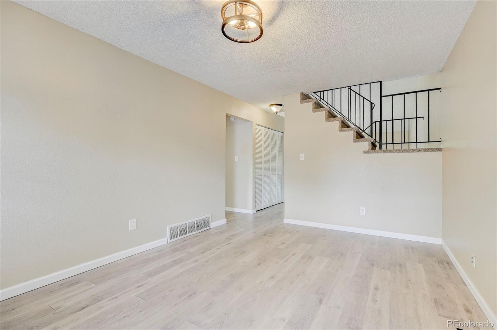 MLS Image #5 for 2726  dickens drive,colorado springs, Colorado