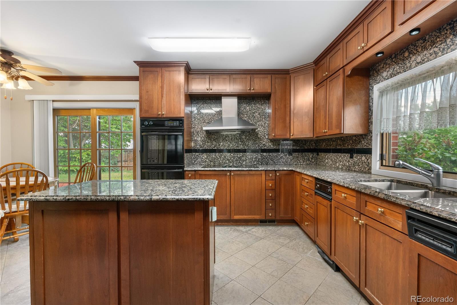 MLS Image #5 for 10330  melody drive,northglenn, Colorado
