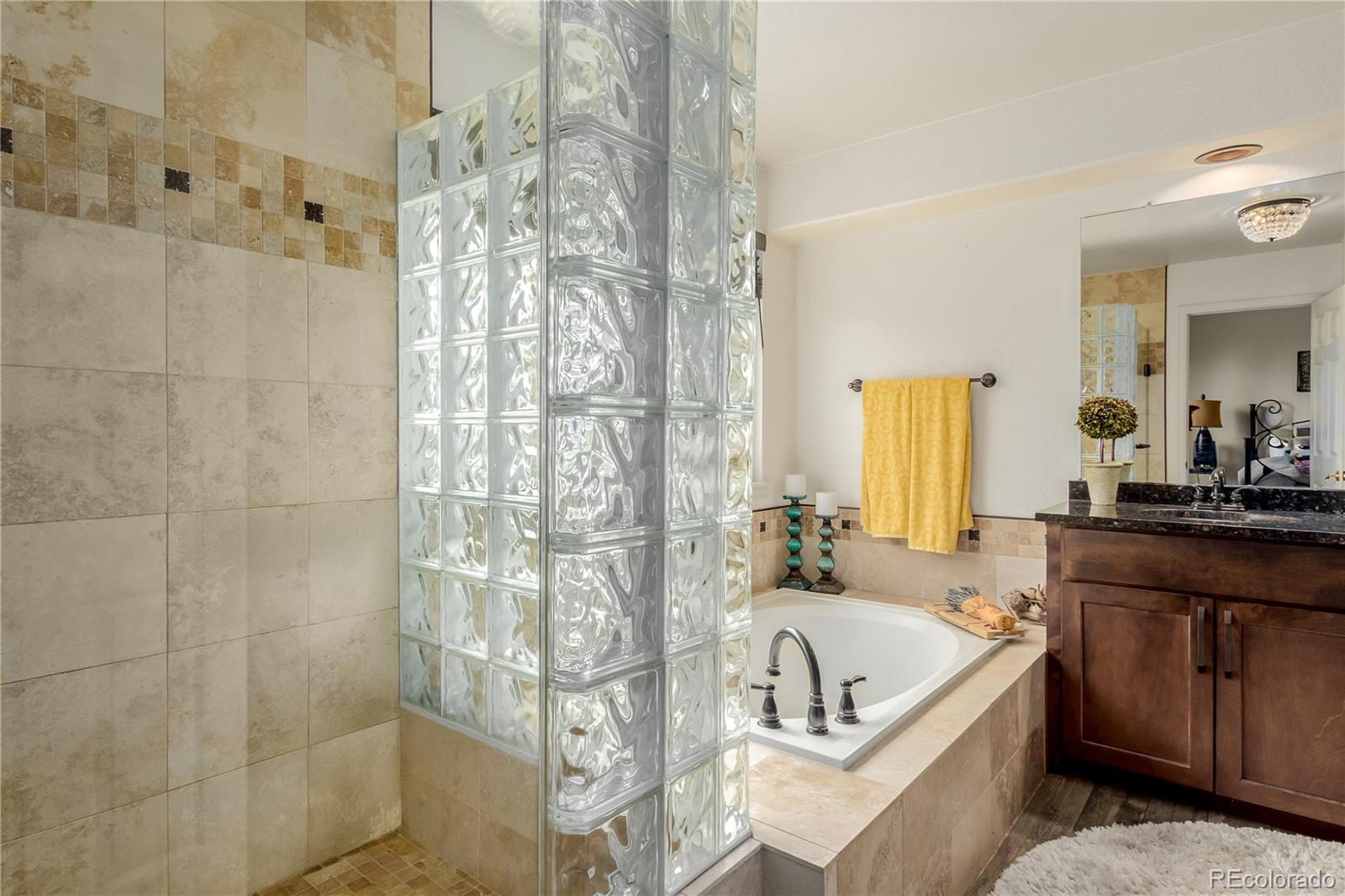 MLS Image #17 for 20182 e maplewood place,centennial, Colorado