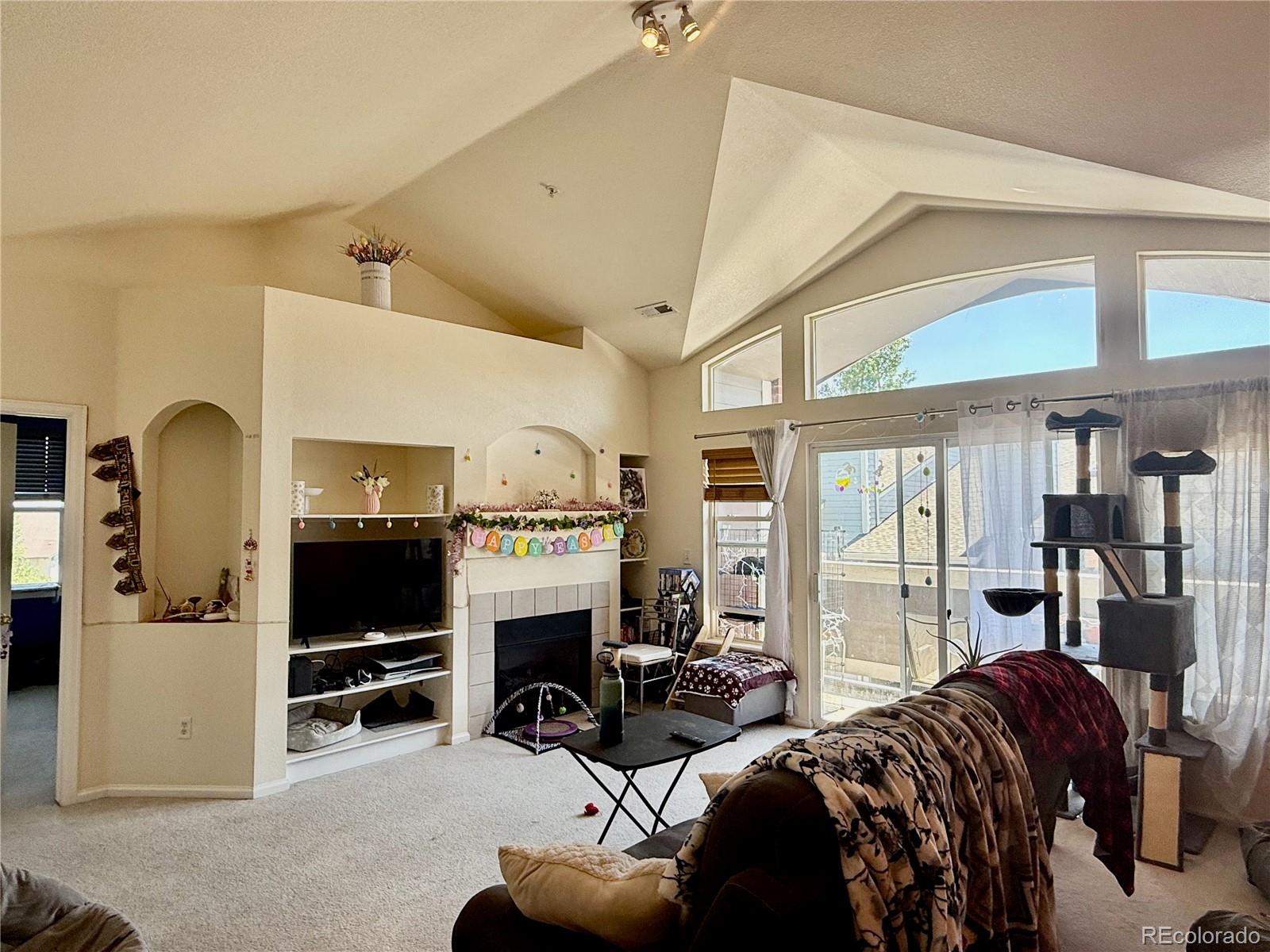 MLS Image #3 for 14353 e 1st drive,aurora, Colorado