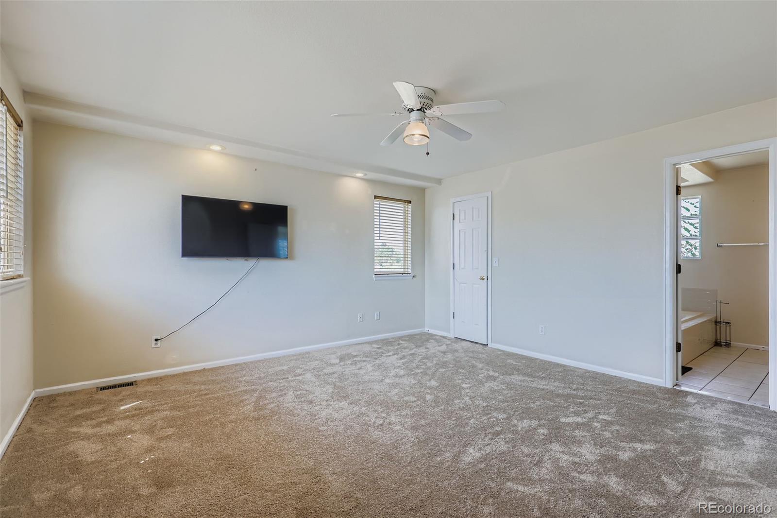 MLS Image #22 for 19939  mitchell circle,denver, Colorado