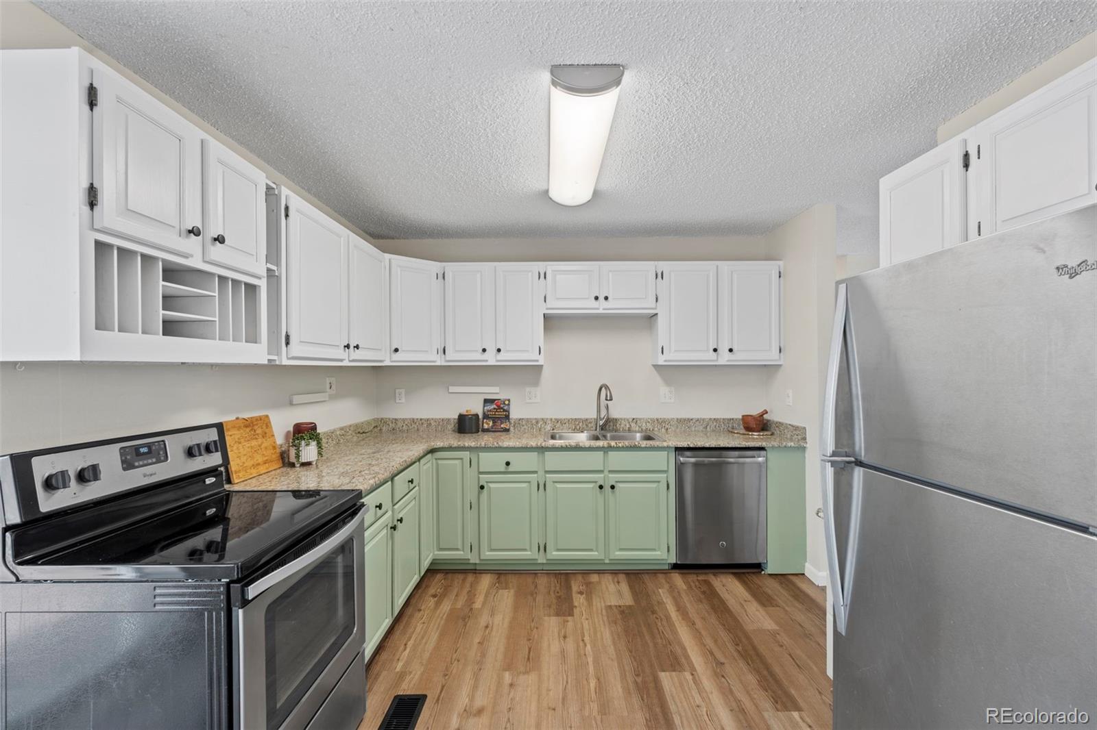MLS Image #7 for 818  don juan court,colorado springs, Colorado