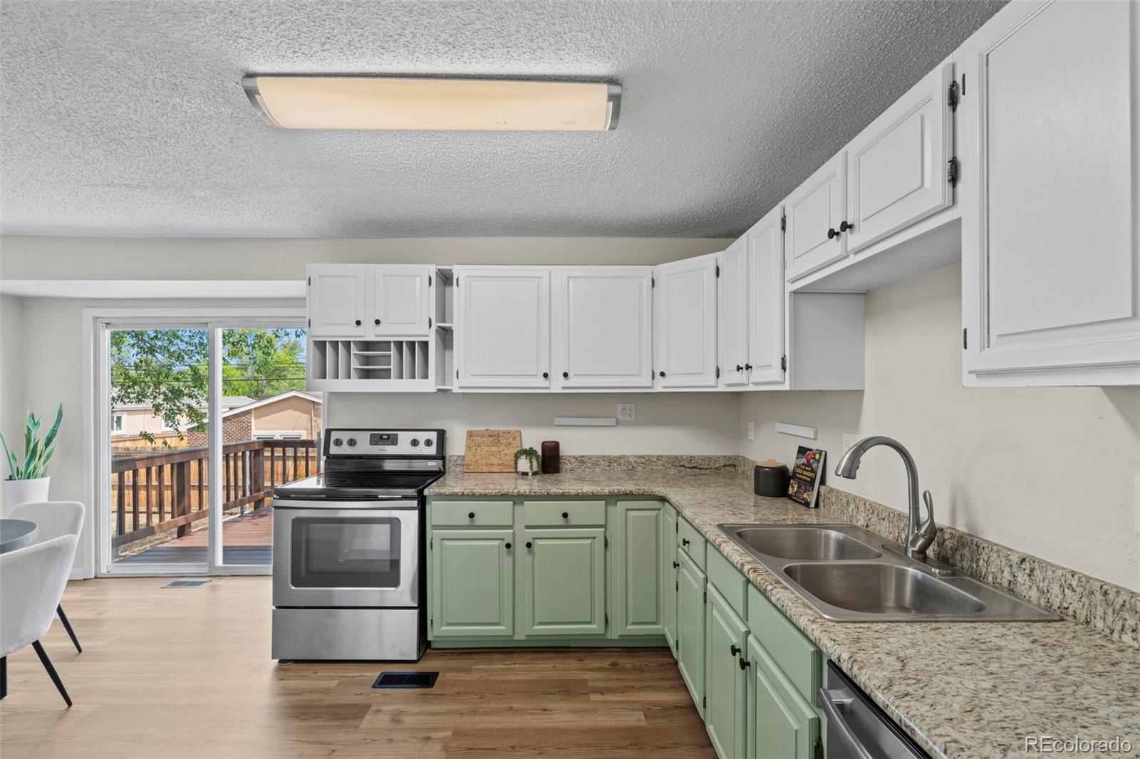MLS Image #9 for 818  don juan court,colorado springs, Colorado