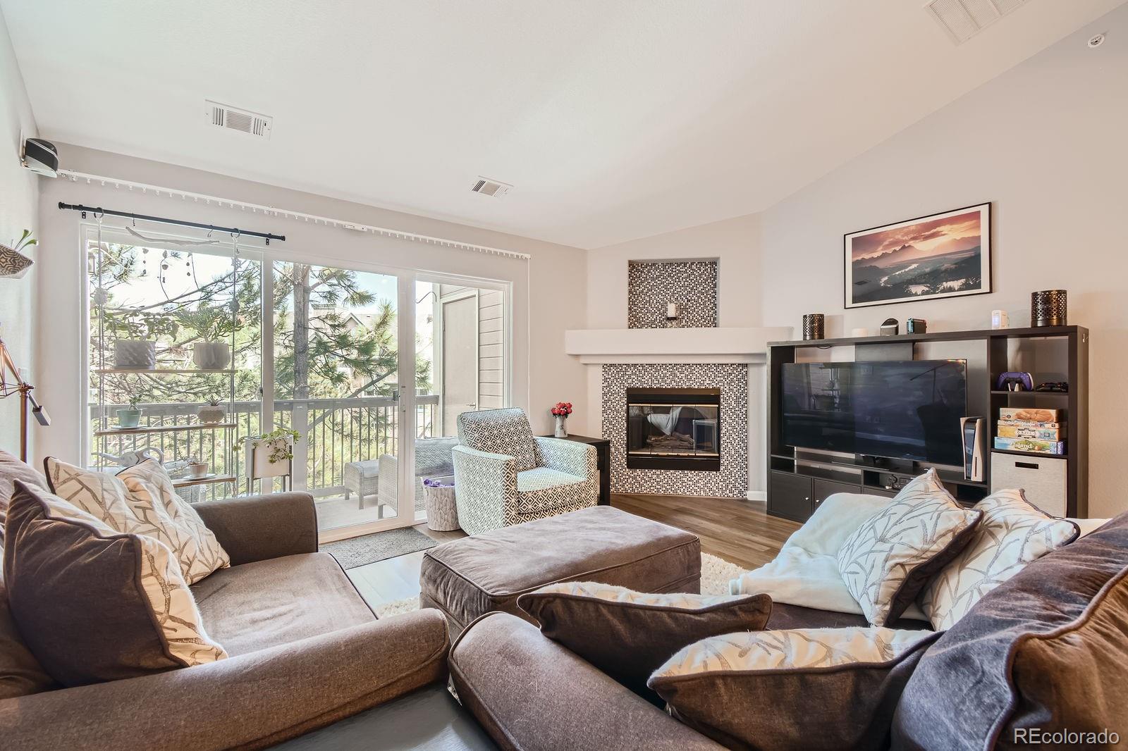 MLS Image #3 for 7409 s alkire street,littleton, Colorado