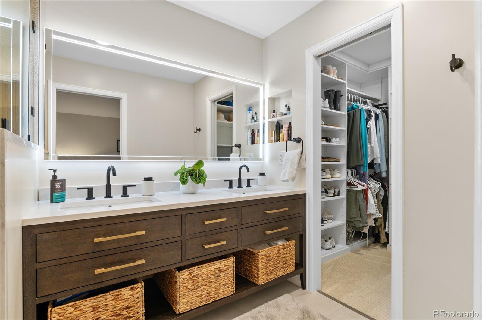 MLS Image #12 for 9939 e aberdeen avenue,englewood, Colorado