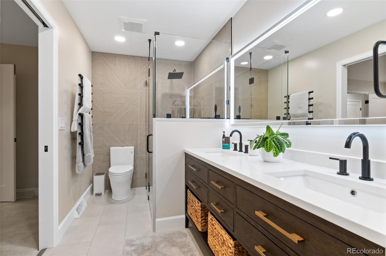 MLS Image #13 for 9939 e aberdeen avenue,englewood, Colorado