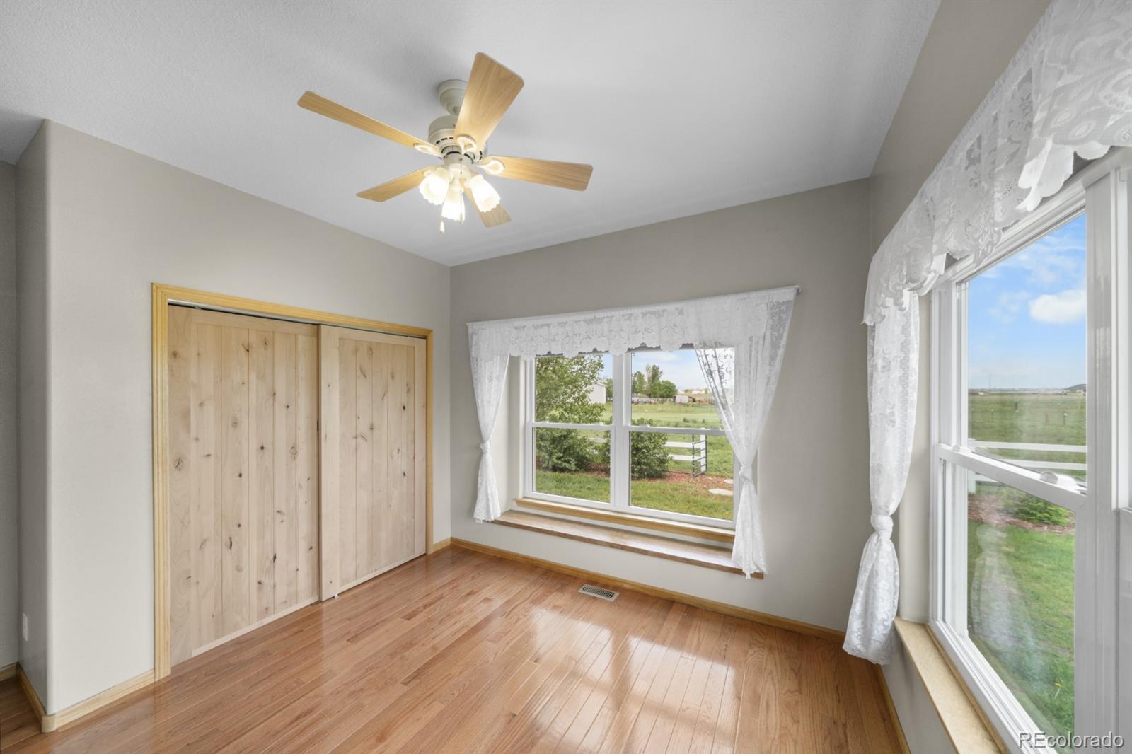 MLS Image #14 for 32501 e 137th way,brighton, Colorado