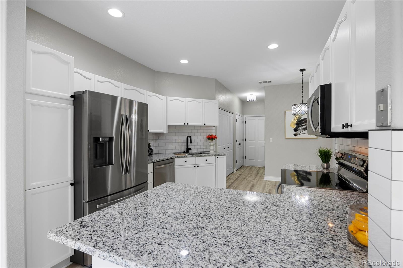 MLS Image #4 for 8307 s garland circle,littleton, Colorado