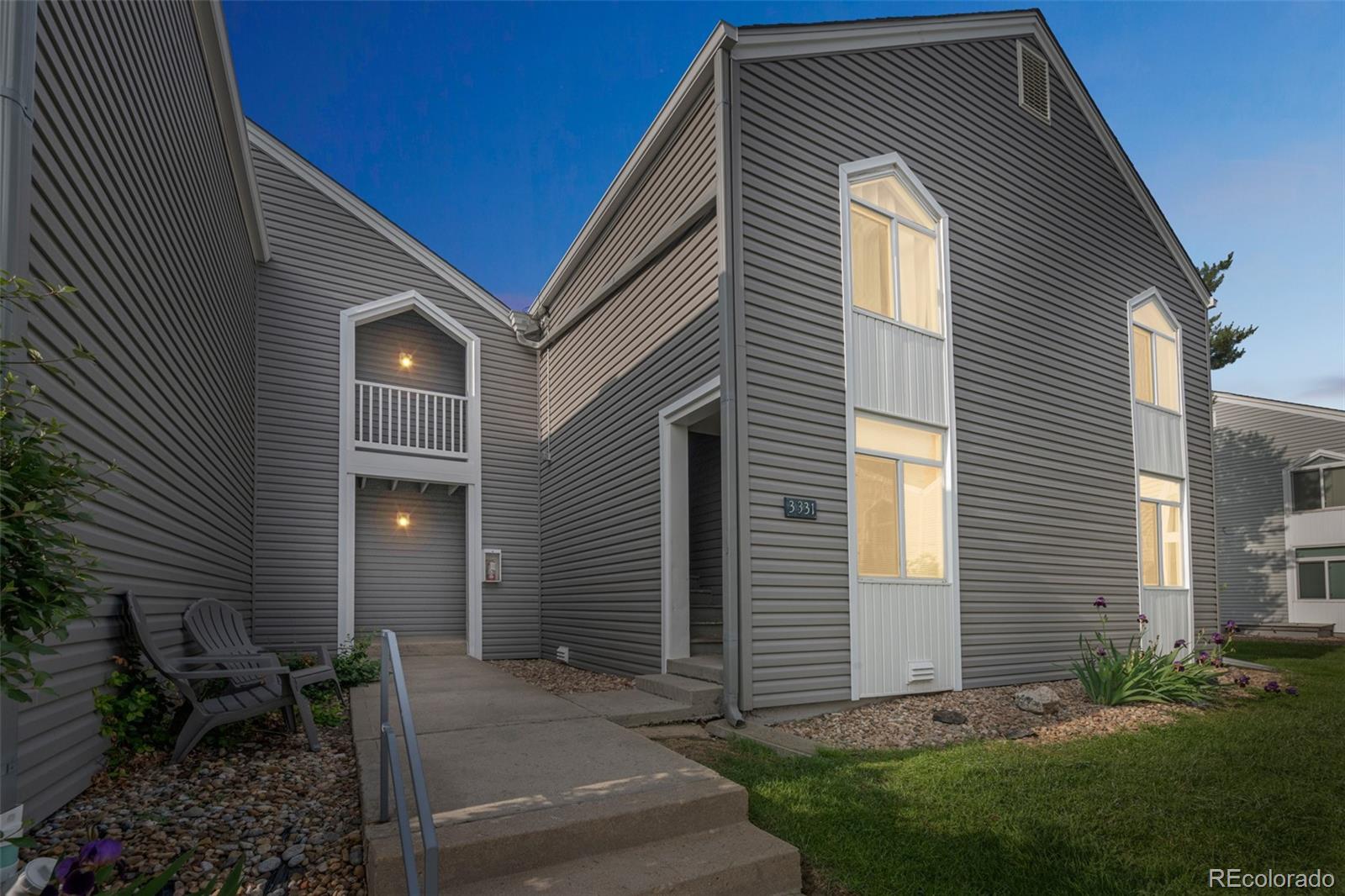MLS Image #11 for 3331 s monaco parkway,denver, Colorado