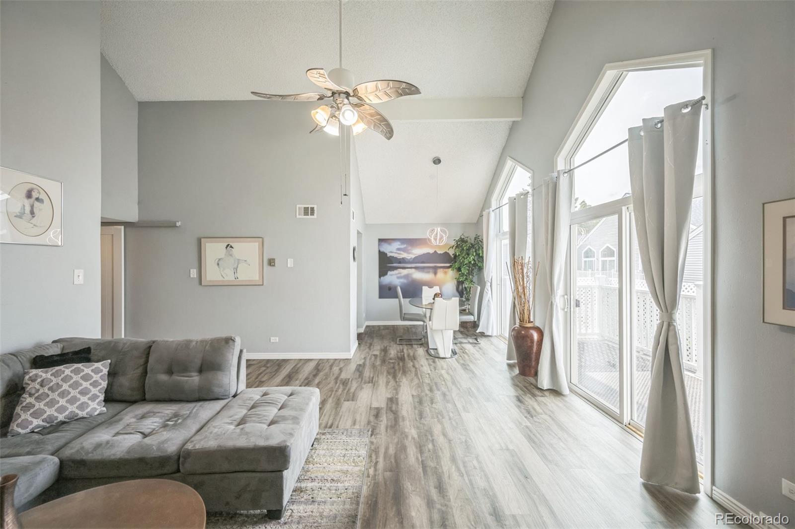 MLS Image #16 for 3331 s monaco parkway,denver, Colorado