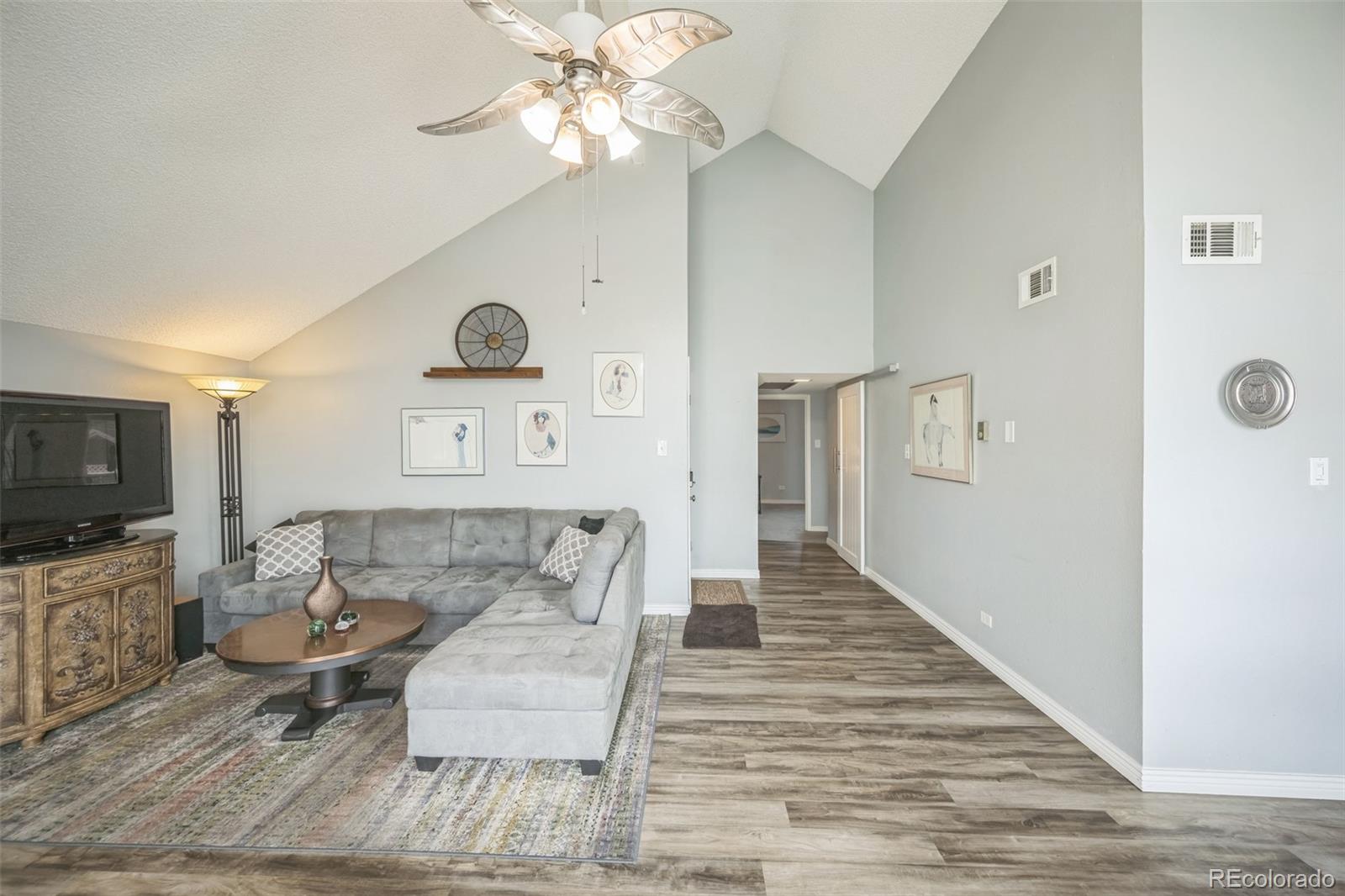 MLS Image #22 for 3331 s monaco parkway,denver, Colorado